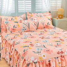 VelvetBloom – Cozy Floral Bedding Set