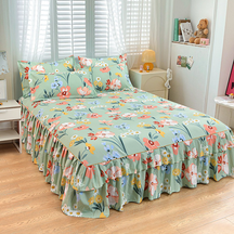 VelvetBloom – Cozy Floral Bedding Set