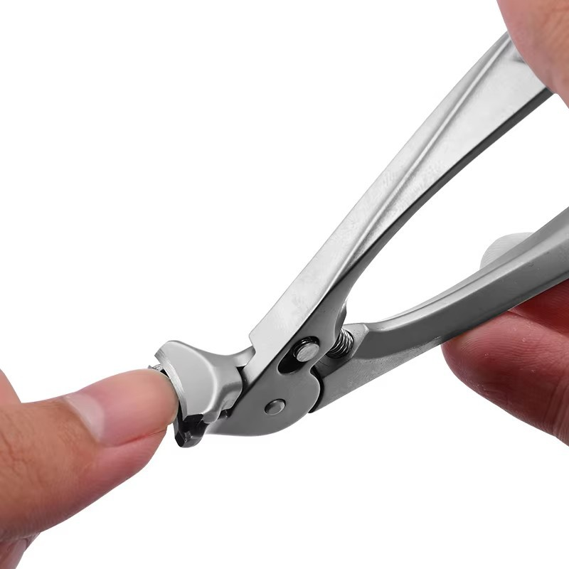 AuraClip – Stainless Steel Nail Clipper