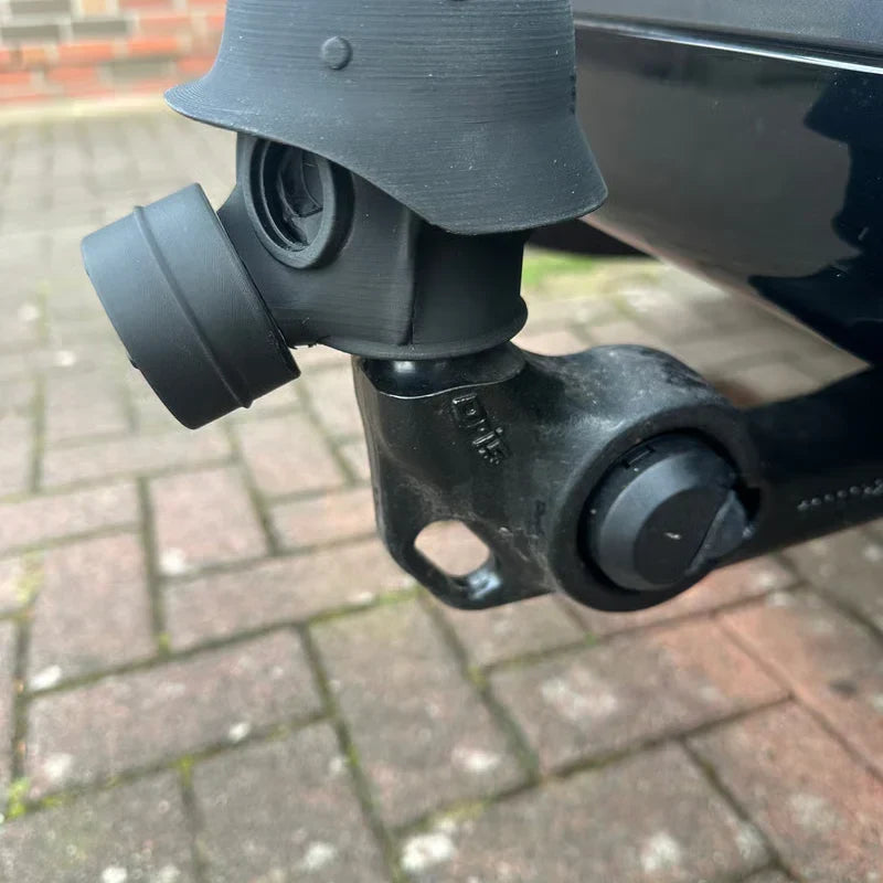 HitchGuard – Trailer Hitch Coupling Cap