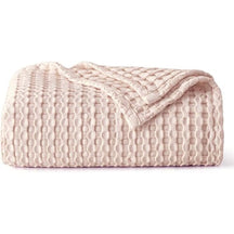 CloudWeave – Breathable Luxury Waffle Blanket
