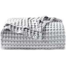 CloudWeave – Breathable Luxury Waffle Blanket