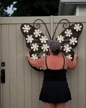 SolarCharm – Waterproof Butterfly Projection Light
