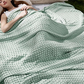 CloudWeave – Breathable Luxury Waffle Blanket