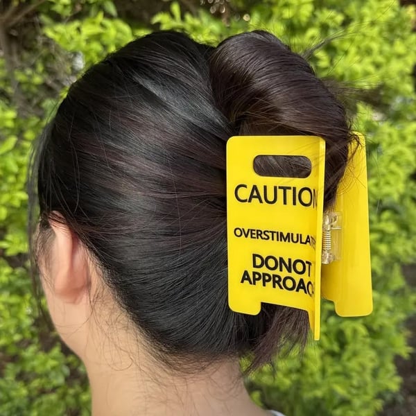 AuraClip – Bold Statement Hair Claw Clip