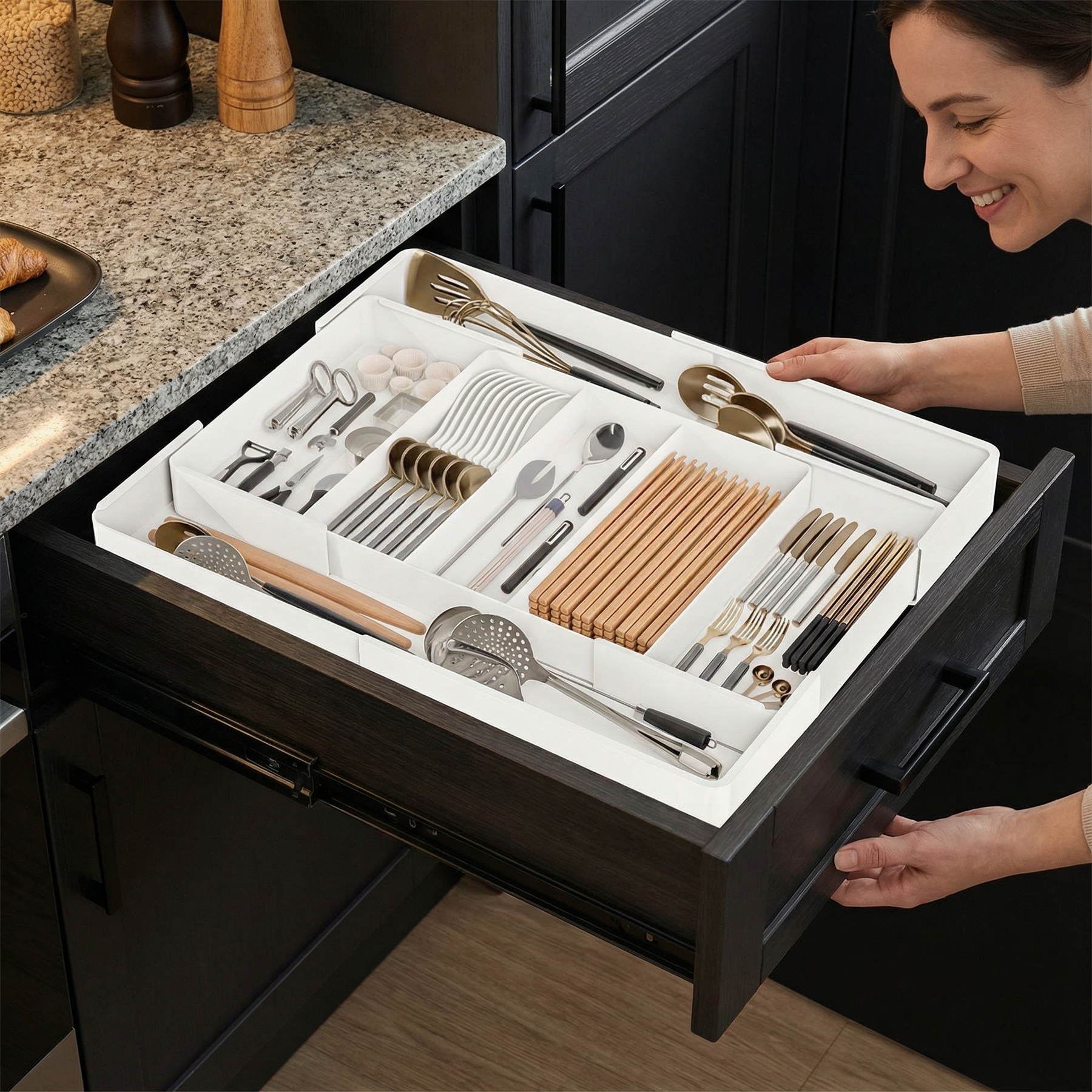TidyNest – Adjustable Drawer Organizer